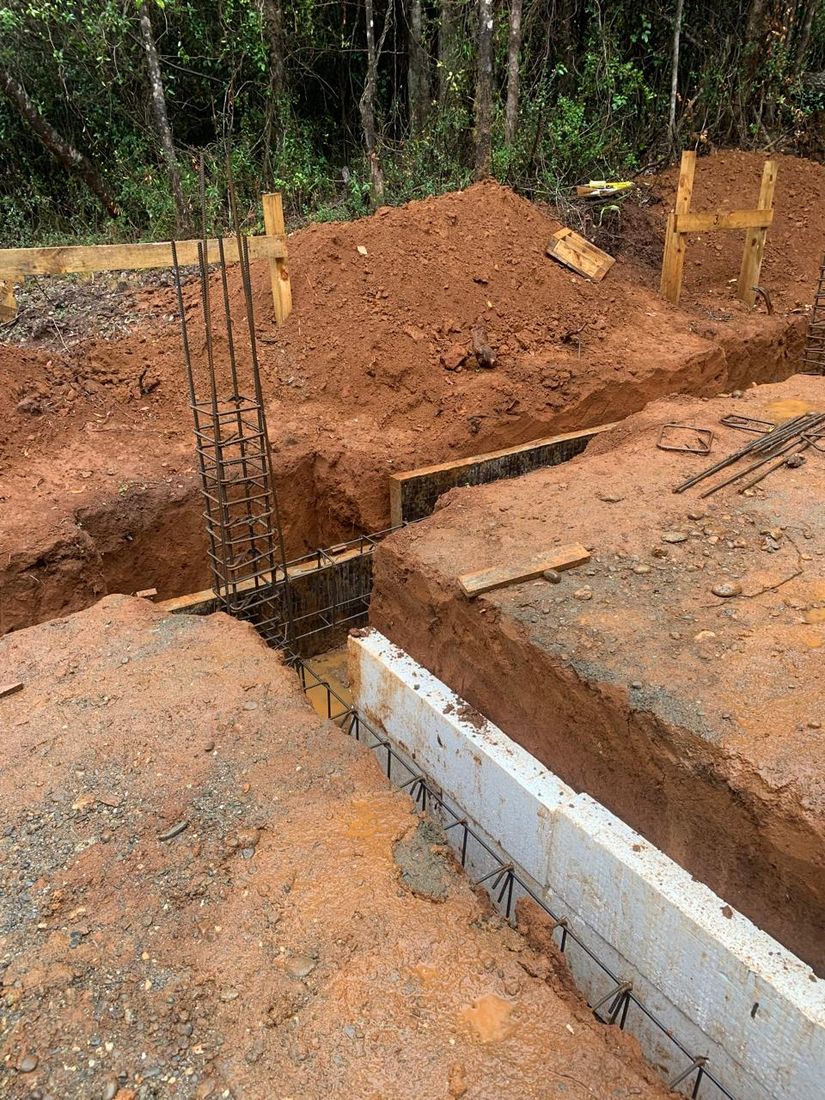 Excavación y enfierradura de fundaciones